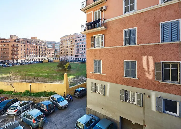 - Modern & Bright Apartment - 10 Min Colosseum - Metro San Giovanni
